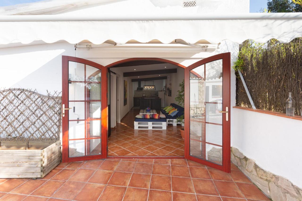 Detached Villa For 6 People In Lloret De Mar With Comunal Outdoor Swimming Pool Puigventos Exterior foto