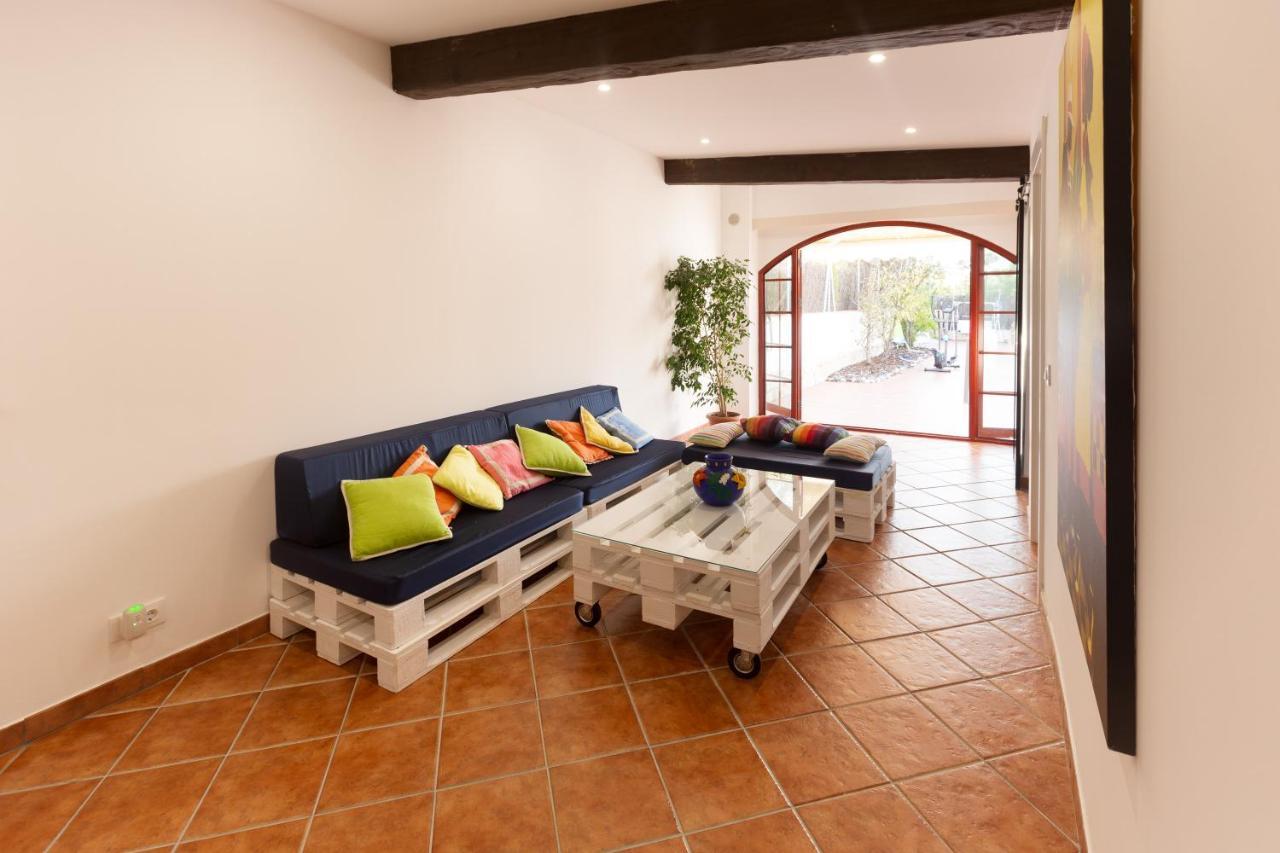Detached Villa For 6 People In Lloret De Mar With Comunal Outdoor Swimming Pool Puigventos Exterior foto