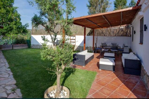 Detached Villa For 6 People In Lloret De Mar With Comunal Outdoor Swimming Pool Puigventos Exterior foto